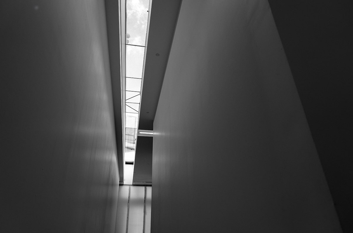 意甲知名评论员：米兰前35分钟对罗马毫无办法，没丢球主要是得益于稳固防守和精神